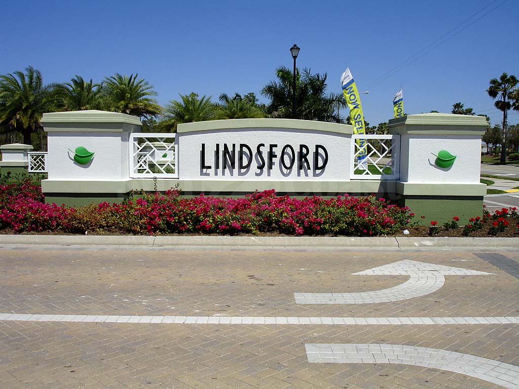 Lindsford Community Entrance, Fort Myers, Florida