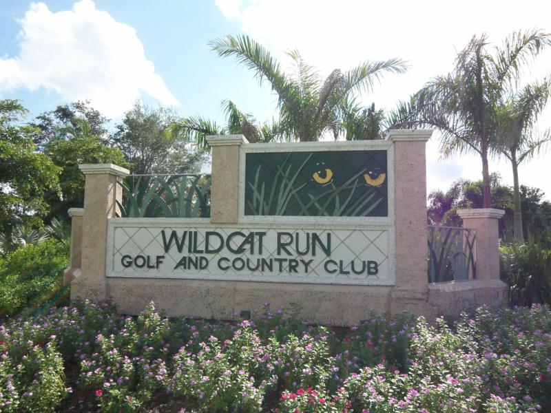 Wildcat Run Golf and Country Club Entrance Sign, Estero, Florida